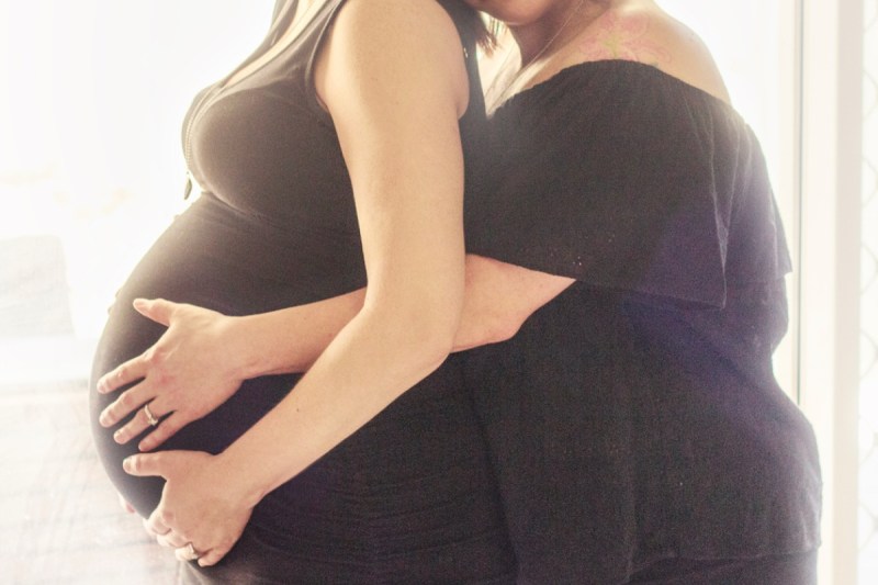 golden-globe-nominated-actress-and-wife-expecting-their-1st-child