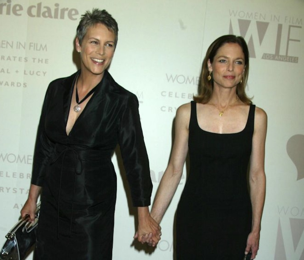 jamie-lee-curtis-shares-death-of-actress-sister-kelly-curtis-was-69