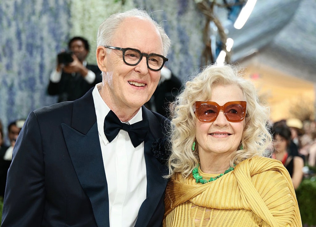 ohn-lithgow-and-his-longtime-love-of-40-years-appear-at-met-gala