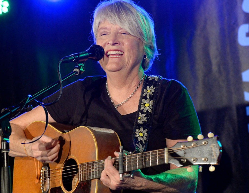 longtime-singer-songwriter-cancels-concerts-amidst-surgery-recovery.