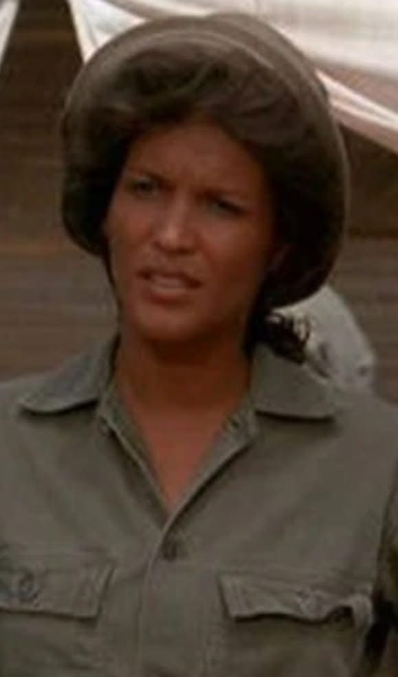 mash-actress-dies-at-94-rip-to-gwen-farrell-adair