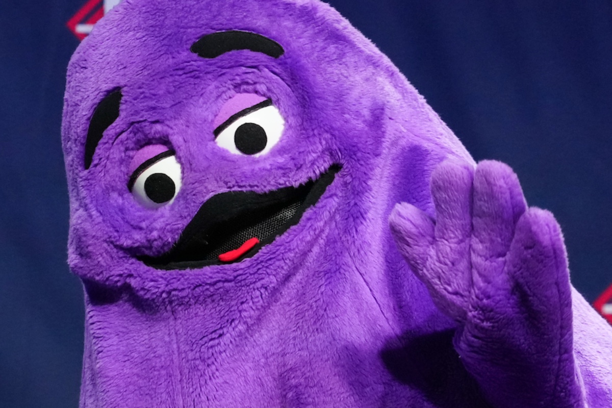 mcdonalds-unleashes-purple-grimace-burger