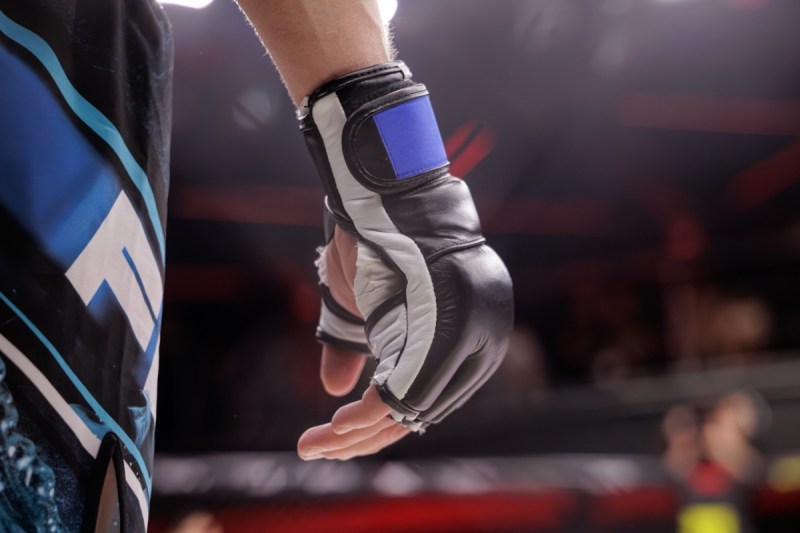 mma-fighter-dies-after-helping-save-four-teens-in-brave-lake-rescue-medet-zheenaliev-was-30