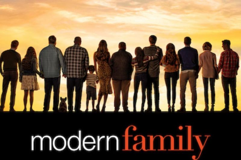 modern-family-alum-opens-up-about-now-playing-a-serial-killer