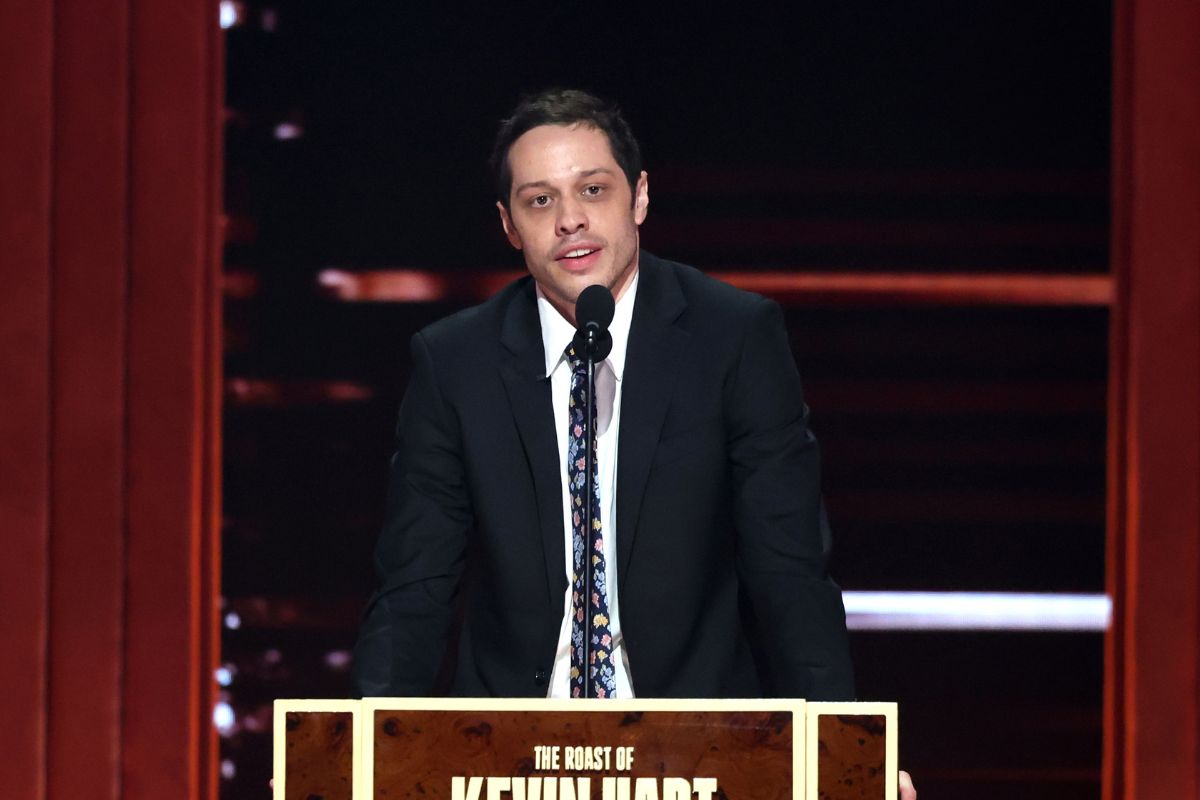 pete-davidson-is-confused-by-elise-hewitts-claim-shes-raising-their-baby-alone-source-reveals