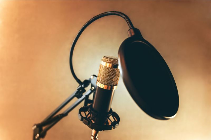 pop-singer-discovered-a-serious-hemorrhage-on-his-vocal-cords