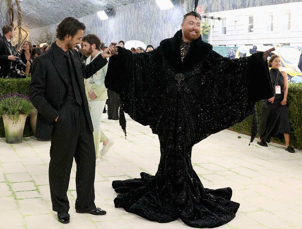 see-sam-smiths-dress-for-the-2026-met-gala