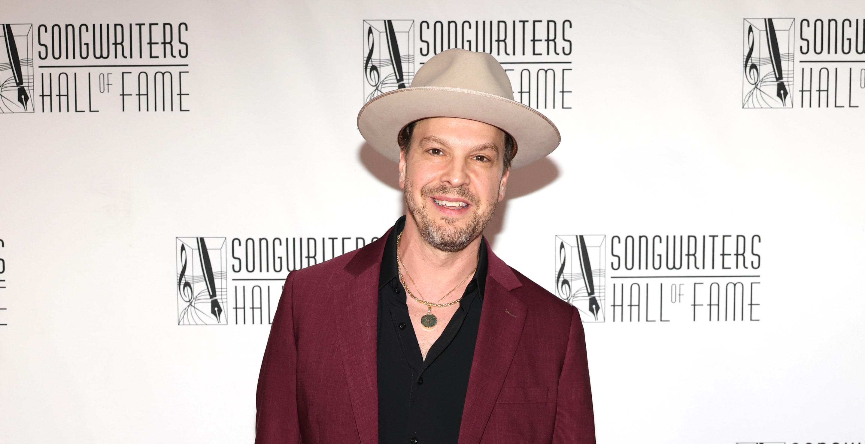 Famous Singer’s Nashville Bar Closes