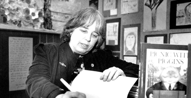 Jane Yolen, Author Behind 100s of Beloved Books, Dead at 87