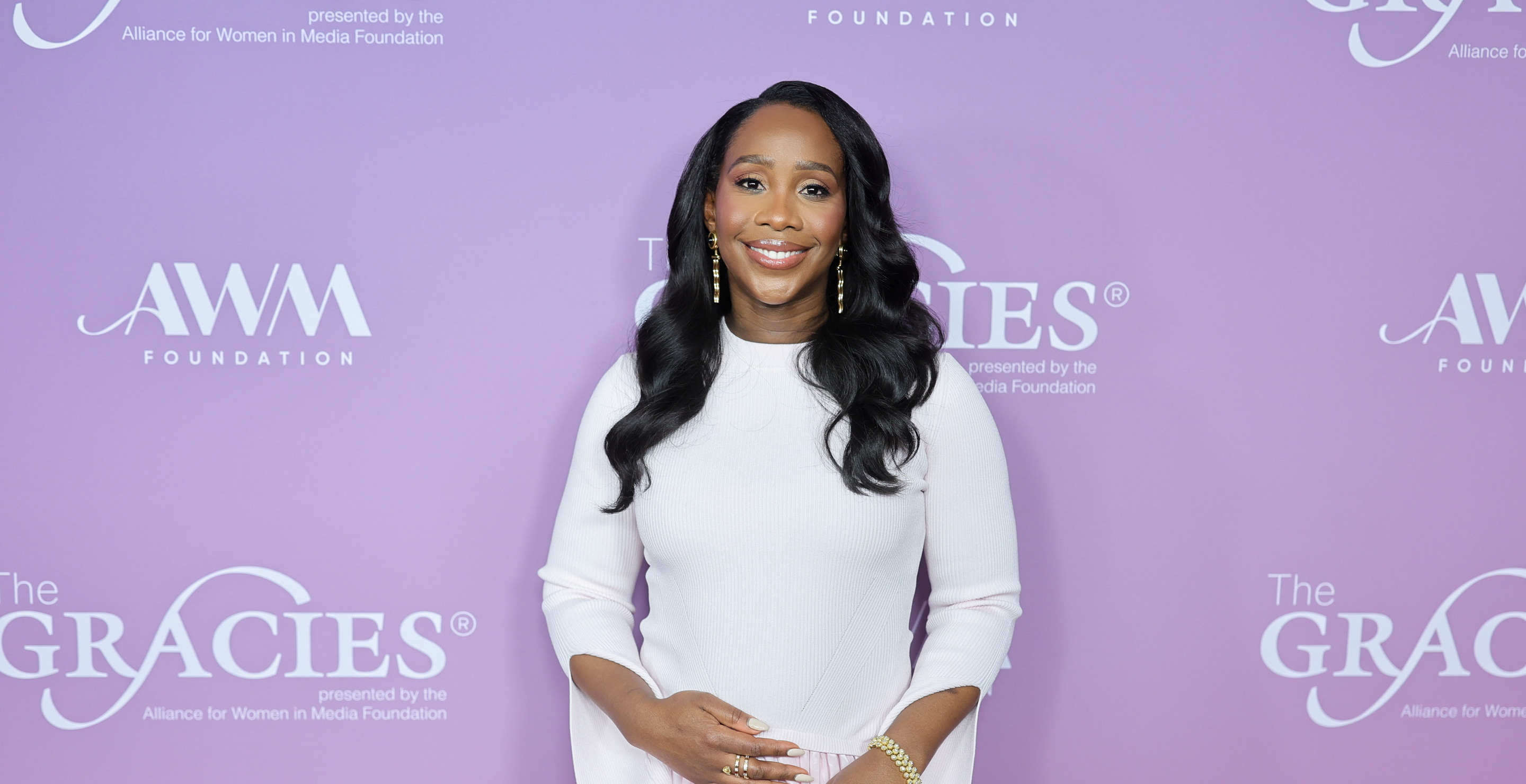 Major Cable News Anchor Reveals Pregnancy