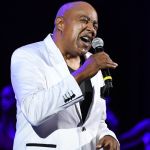 aladdin-and-beauty-and-the-beast-legend-dies-after-stroke-peabo-bryson-was-75