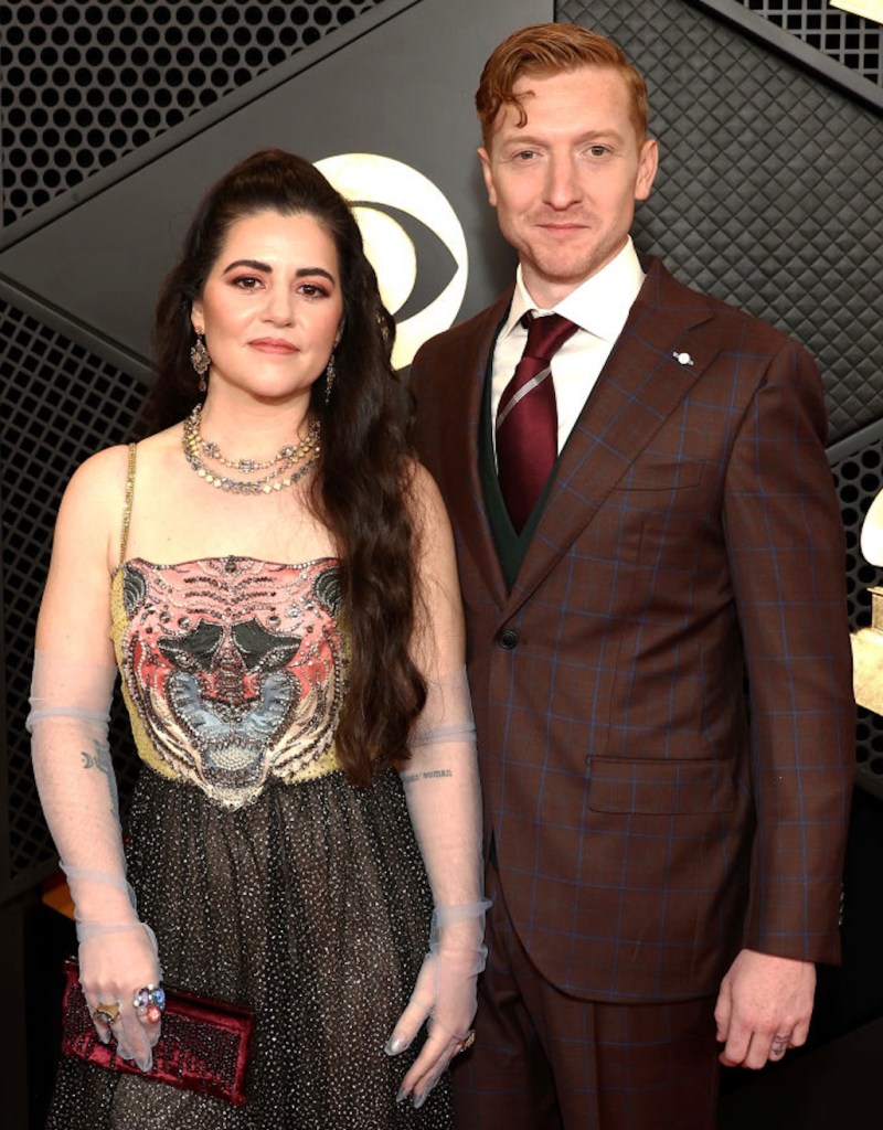 beloved-country-music-couple-preparing-to-welcome-new-baby-concert-dates-changes