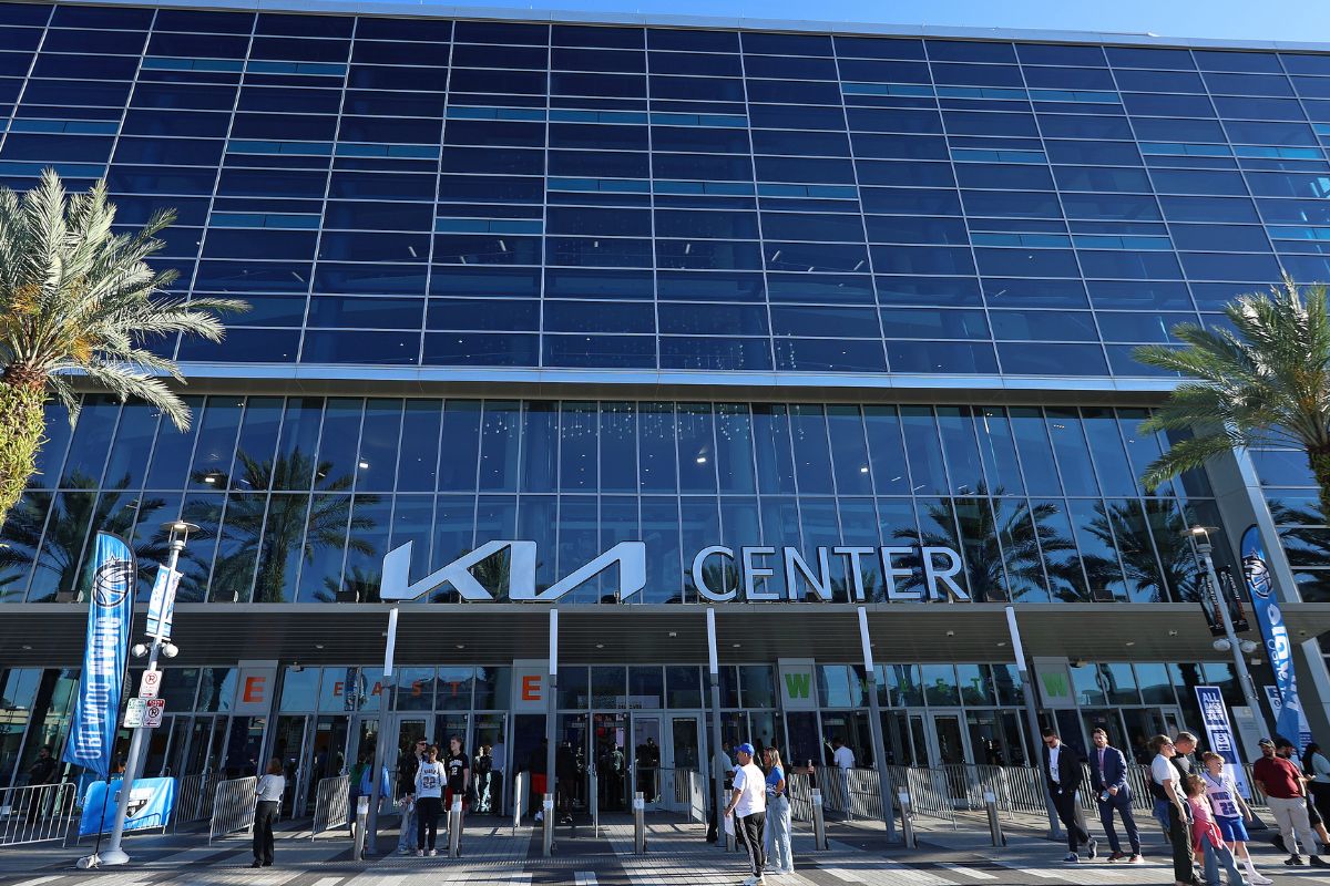 Firefighters Respond as Arena Evacuated Mid-Concert