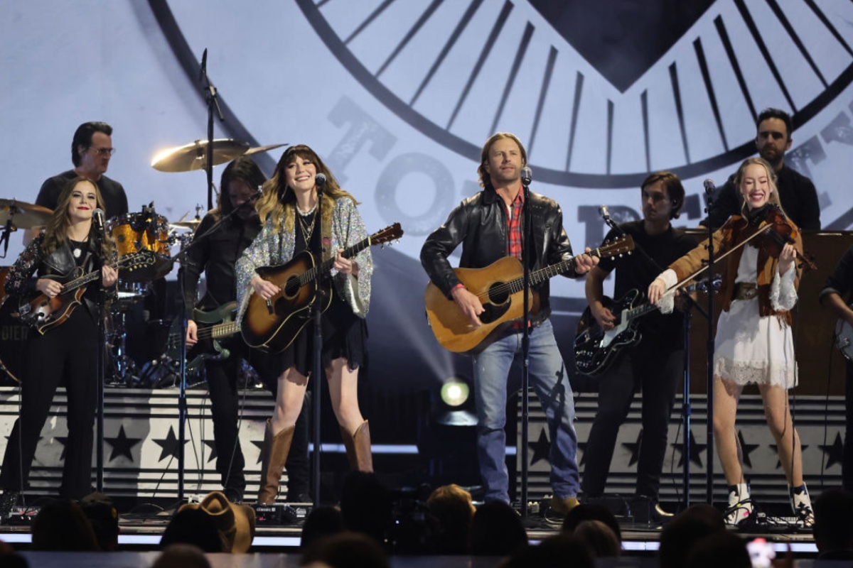 grammy-winning-country-artist-just-changed-her-name
