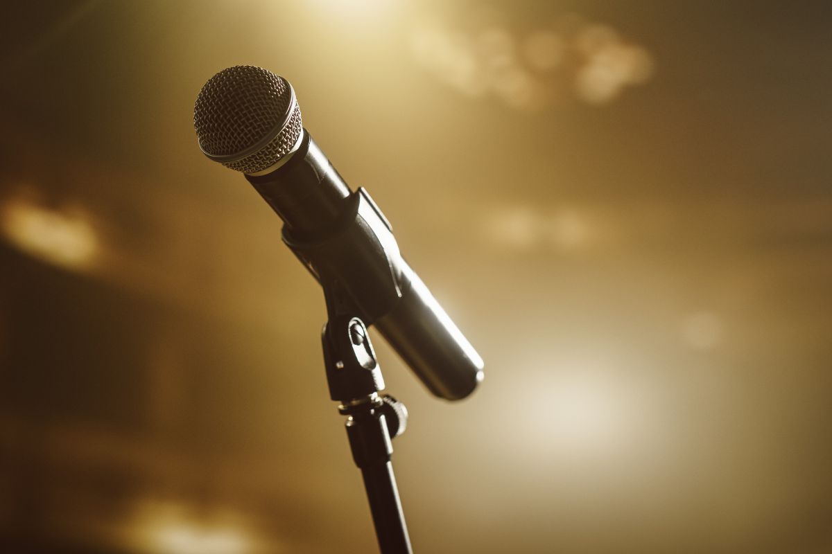 Pop Music Singer-Songwriter ‘Deeply Struggling’
