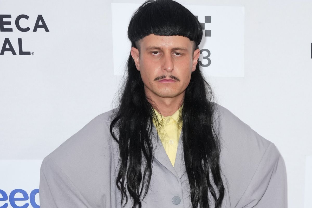popular-music-star-reportedly-dies-in-helicopter-crash-what-we-know-about-oliver-trees-death
