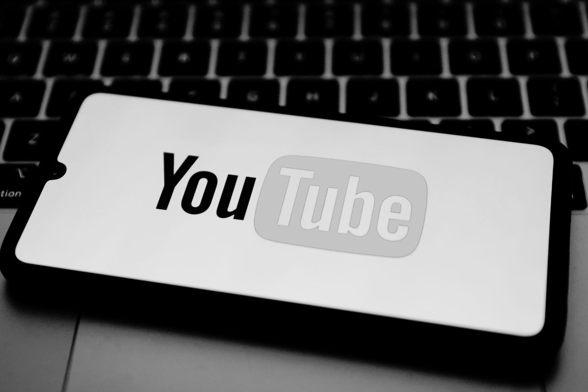 Popular YouTuber Was Among Victims of Fatal Helicopter Crash: What We Know About Gaspi’s Death