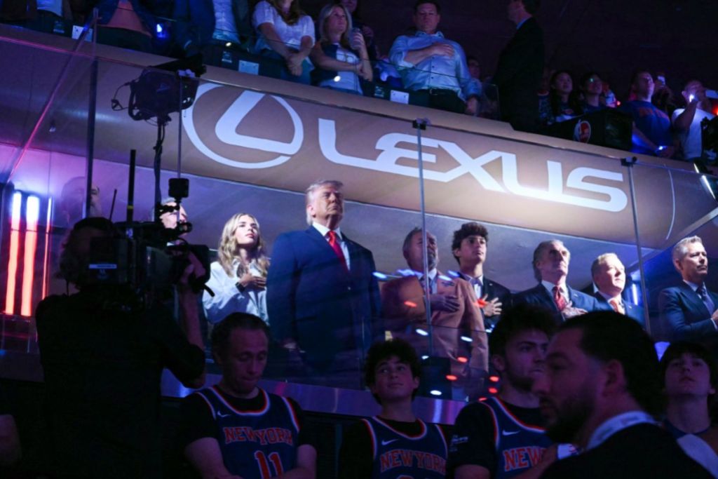president-trump-receives-mixed-reactions-at-the-nba-finals1