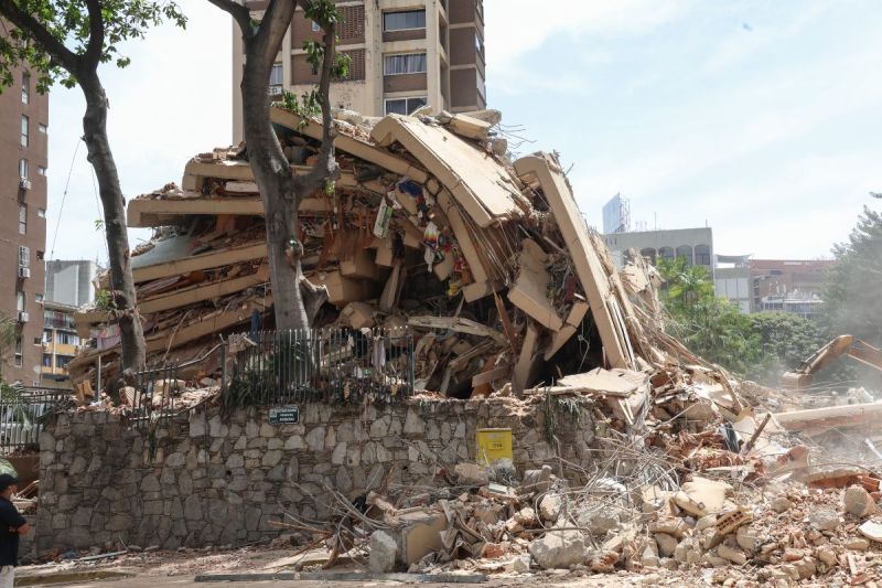 pro-soccer-player-loses-family-in-devastating-venezuela-earthquake