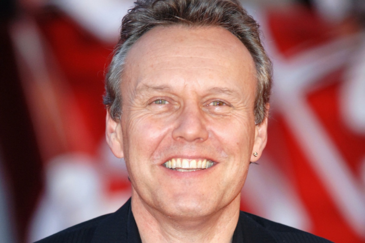 ted-lasso-buffy-the-vampire-slayer-star-dies-anthony-stewart-head-was-72