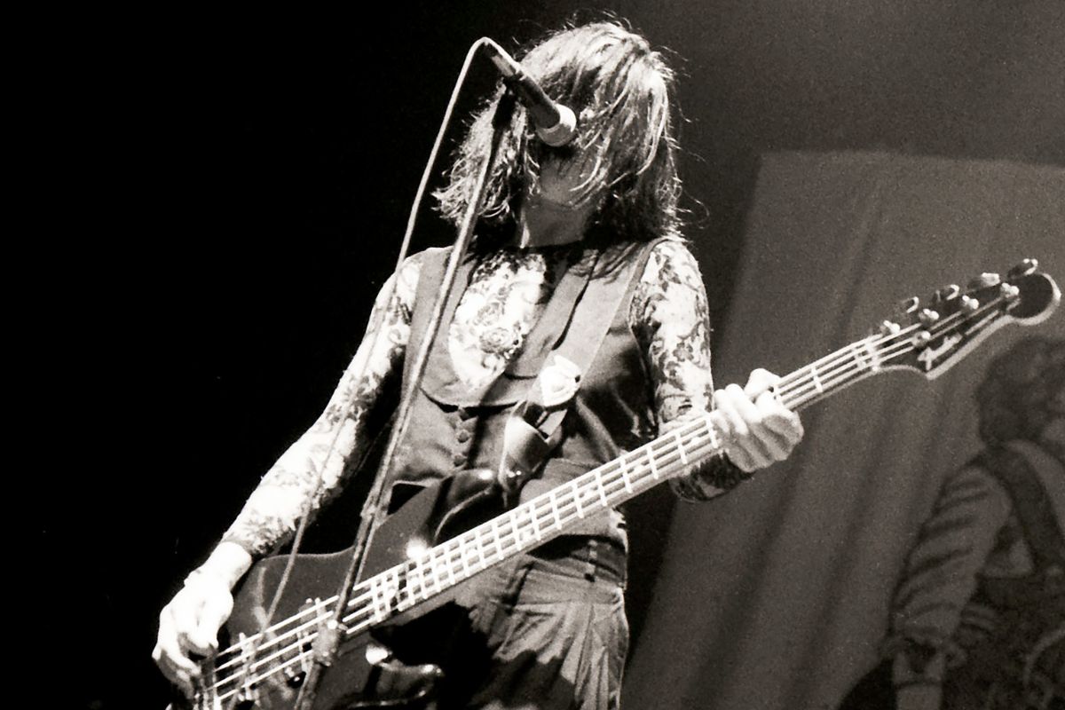 1990s-rock-legend-dies-of-brain-cancer-just-days-after-revealing-diagnosis-jennifer-finch-was-59