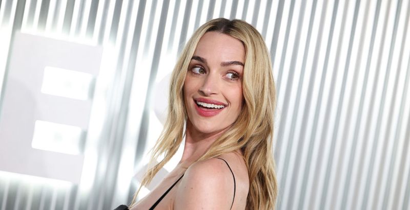 A 'Ginny & Georgia' Star Currently Expecting