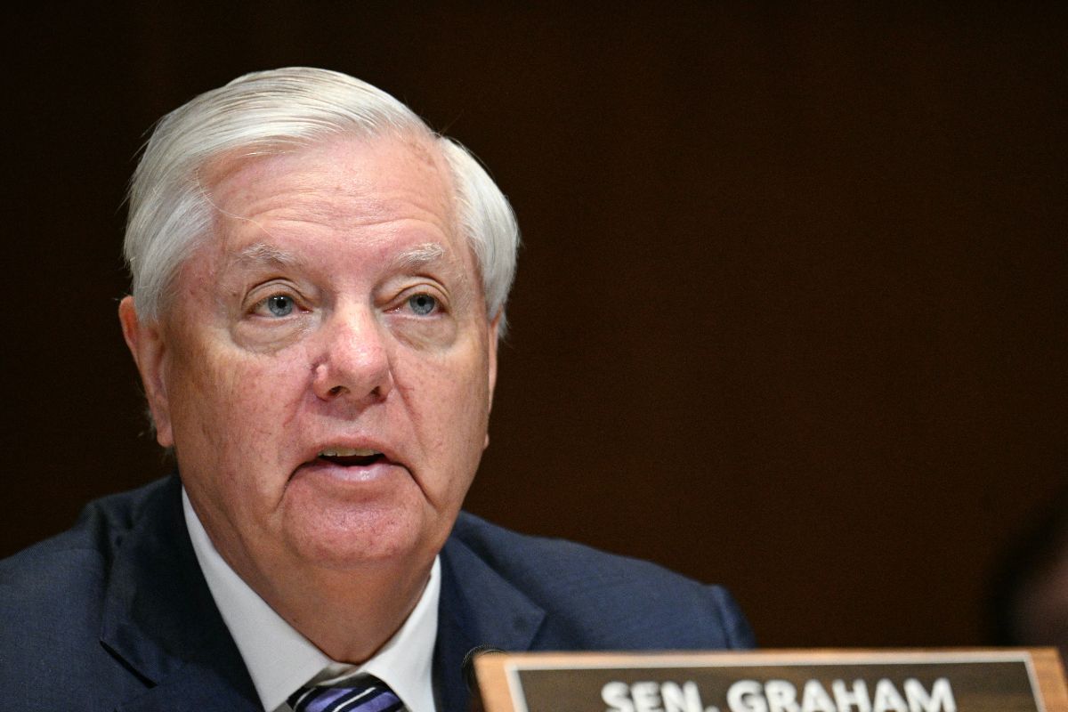 “On the evening of Saturday, July 11, US Senator Lindsey Graham passed away from a brief and sudden illness. Senator Graham’s family appreciates prayers at this time and asks for privacy during this incredibly difficult period.”