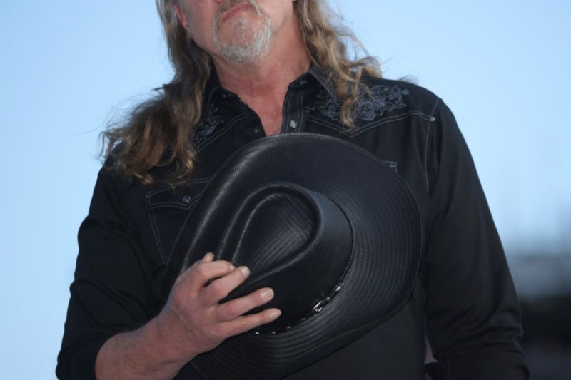 country-music-legends-ex-wife-shot-him-at-point-blank-range-heres-why-he-forgave-her