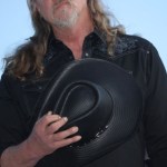 country-music-legends-ex-wife-shot-him-at-point-blank-range-heres-why-he-forgave-her