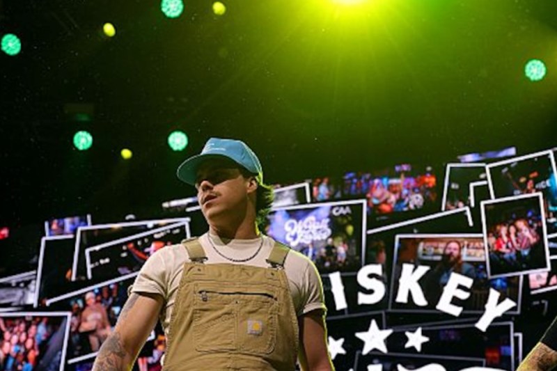 country-singers-dad-dies-suddenly