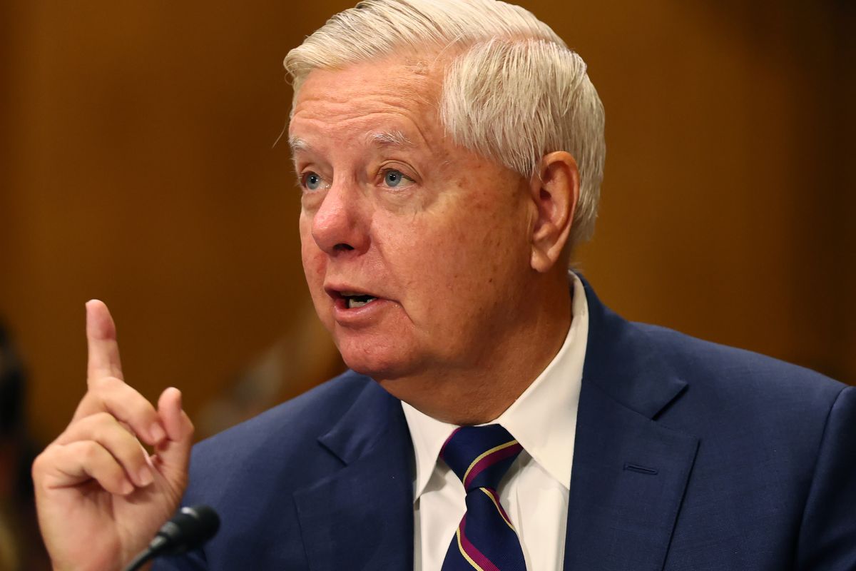 lindsey-graham-senator-dead-71