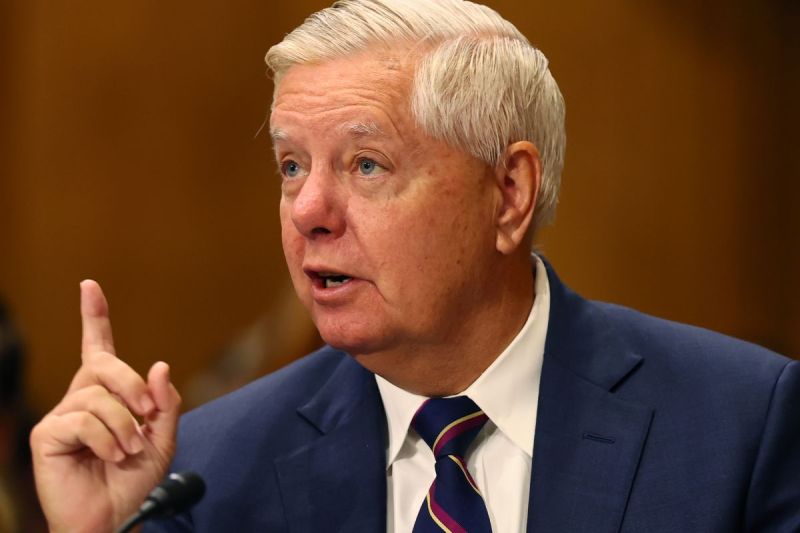 lindsey-graham-senator-dead-71