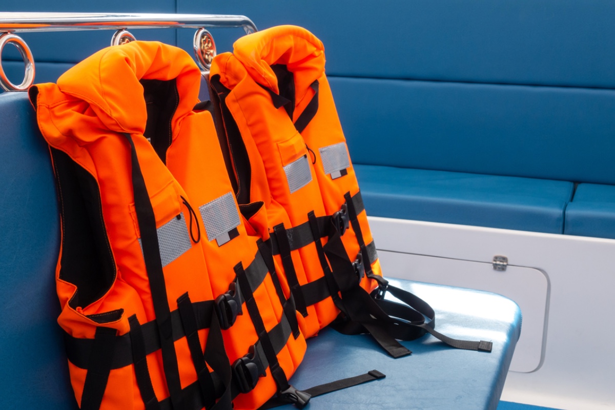 news-anchor-injured-in-boat-crash