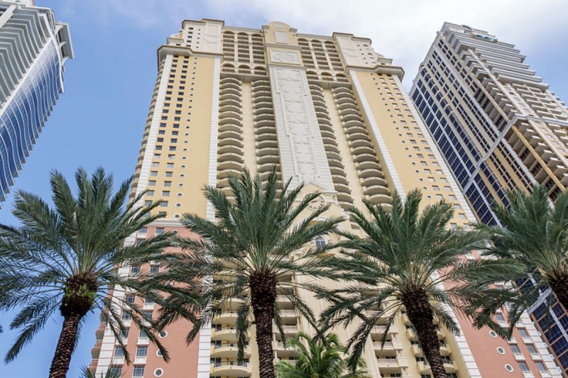 reality-tv-personality-dies-after-fall-from-28th-floor-of-hotel-yakir-levi-was-45