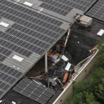 watch-popular-grocery-stores-roof-caves-in-with-shoppers-inside
