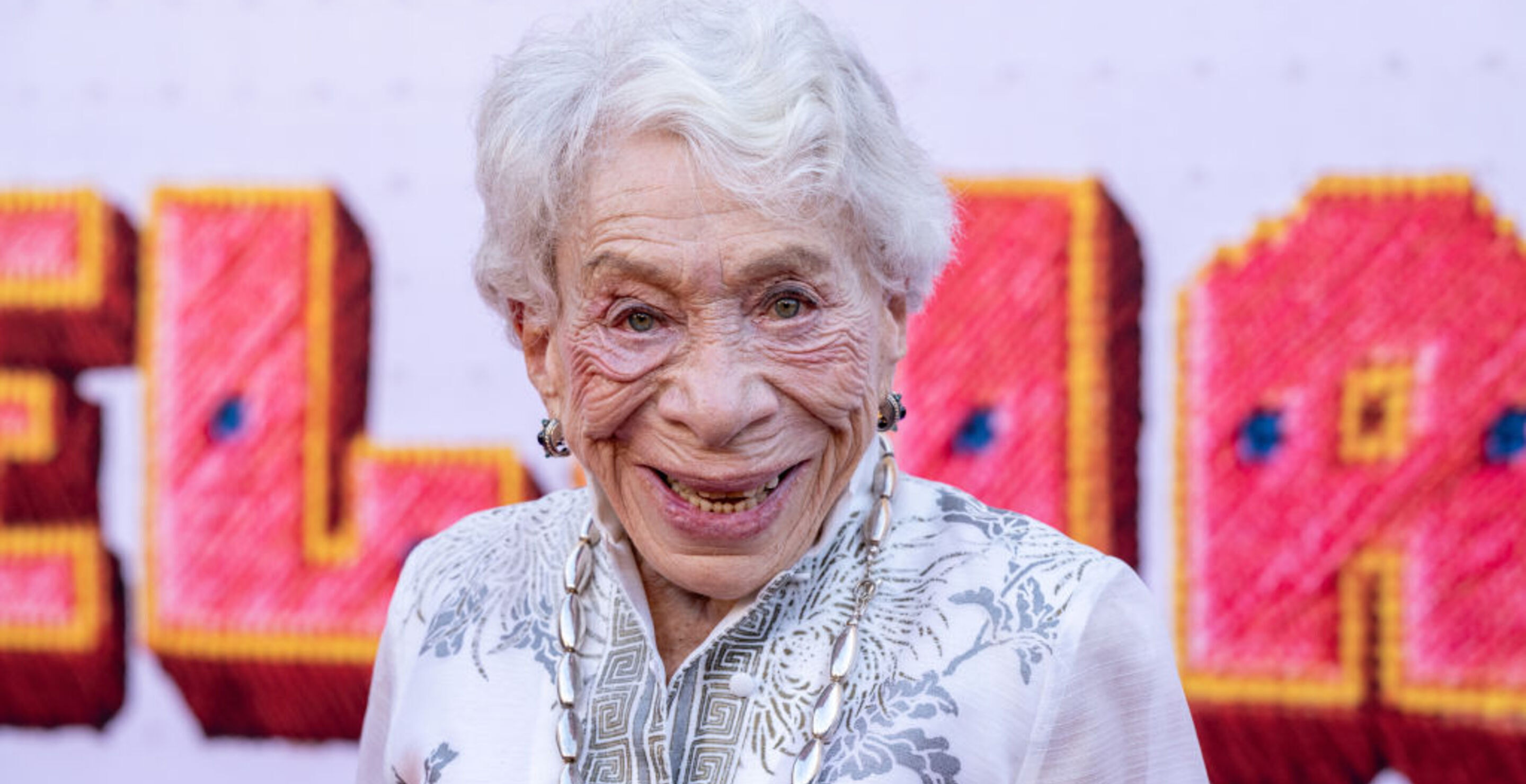 A Beloved Longtime Actress Has Died