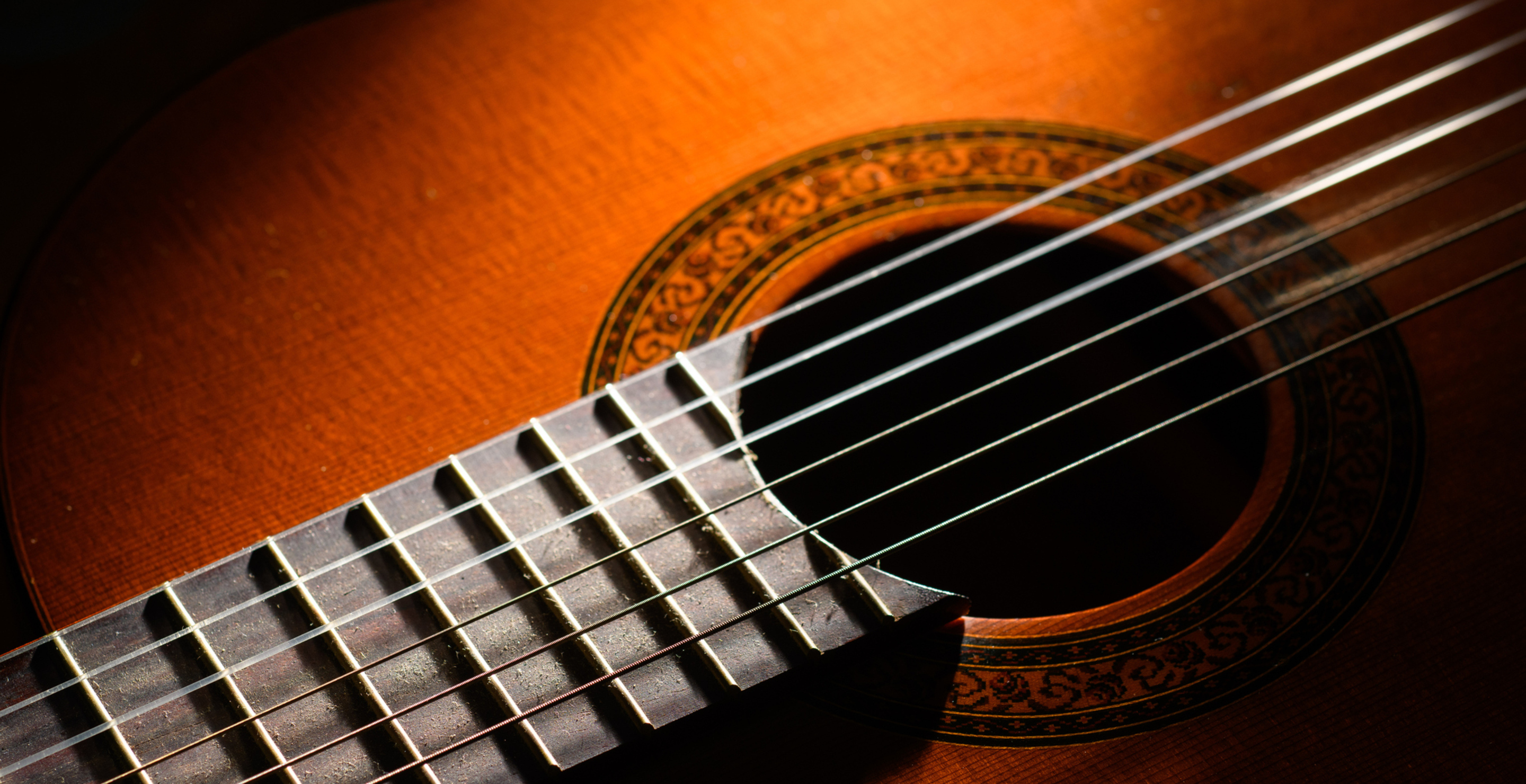 Guitar Legend Dead at 76