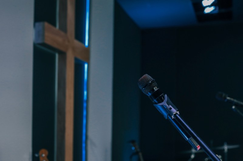 beloved-gospel-singer-dead-at-54