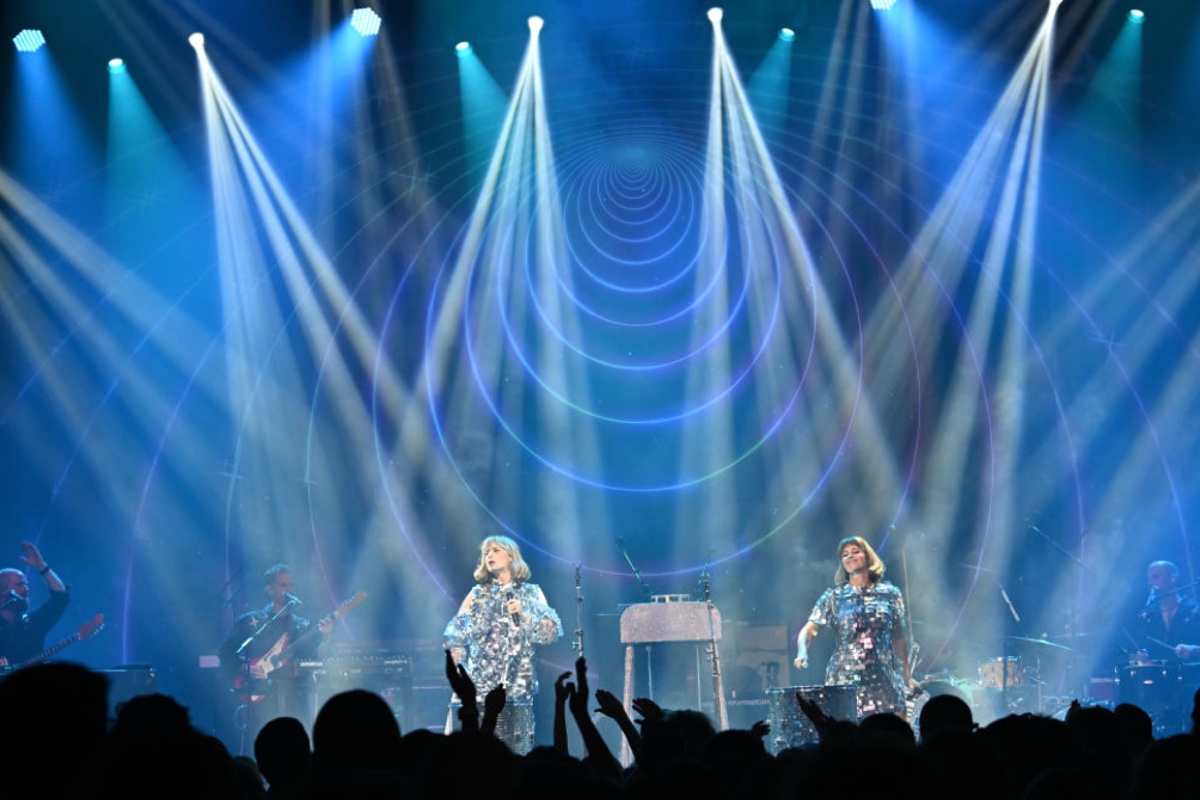 Beloved Musician Undergoes ‘Emergency Gallbladder Surgery’