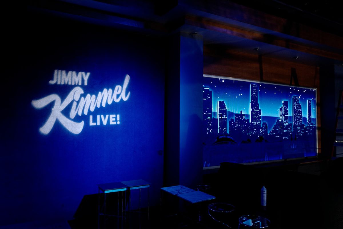 comedian-late-night-show