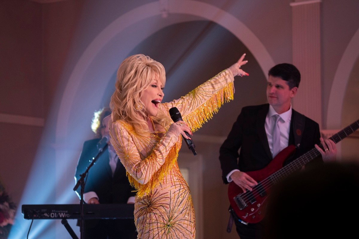 Carrie Underwood Speaks out on Dolly Parton’s Death