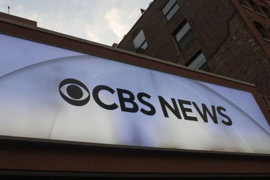famed-cbs-news-reporter-accused-of-making-inappropriate-comments-towards-former-female-colleague