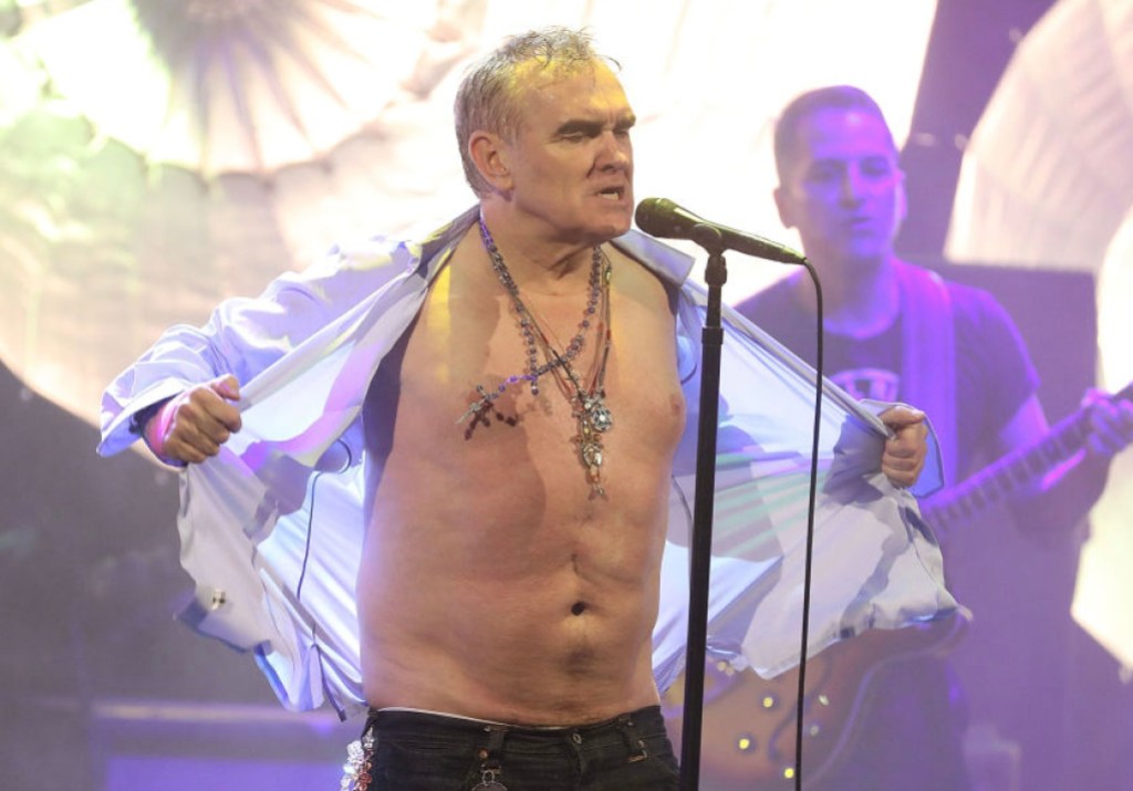legendary-singer-cancels-las-vegas-residency-one-week-before-first-show