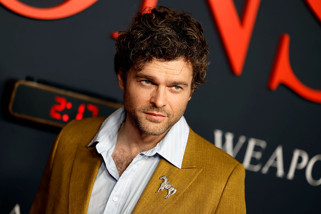 new-miami-vice-movie-adds-star-wars-and-oppenheimer-actor-to-cast
