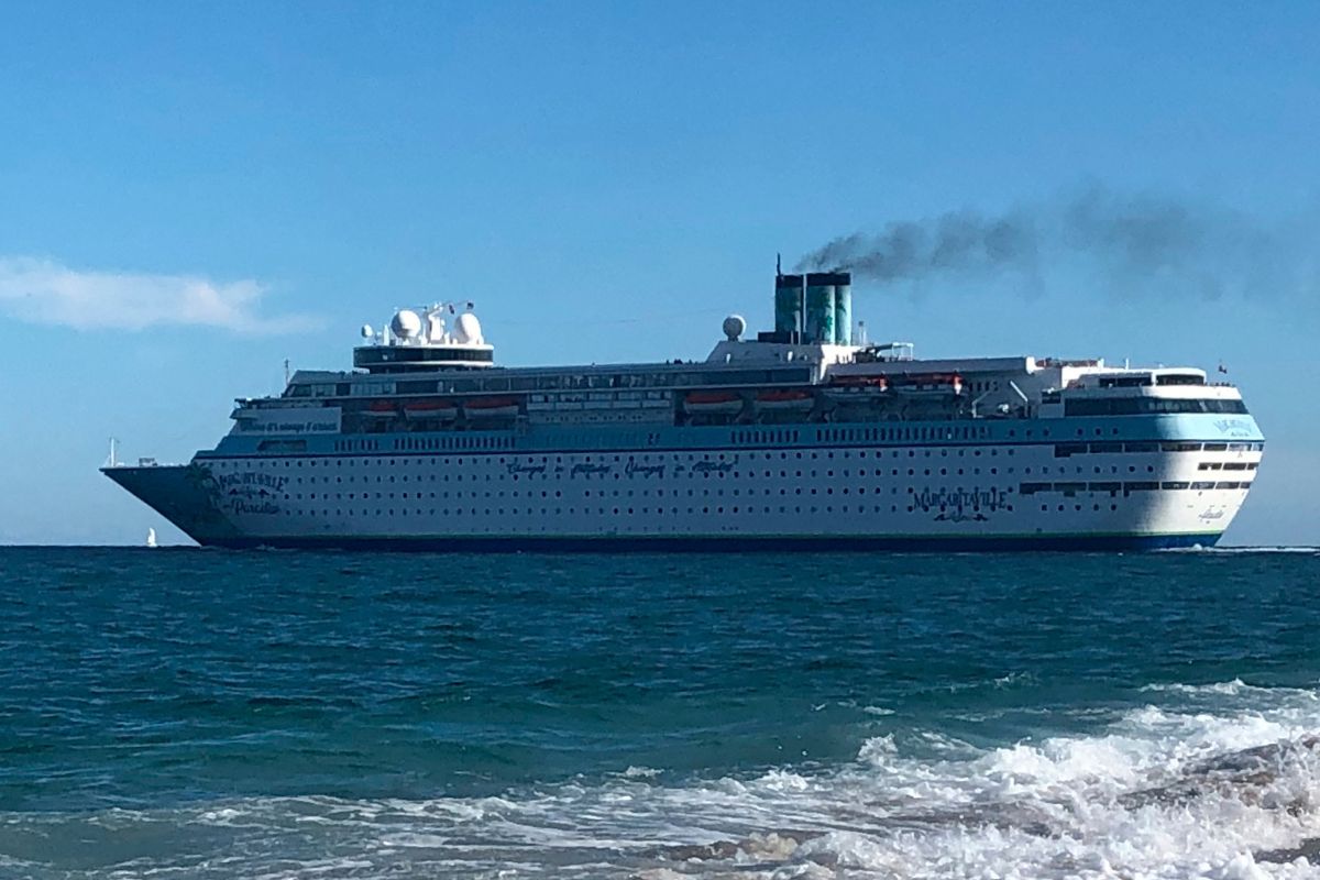 popular-country-music-group-gives-away-free-cruise-trips-to-more-than-37000-fans