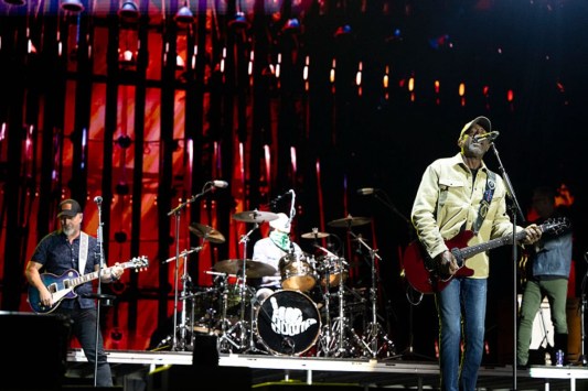 rock-country-legend-plans-to-retire-in-2-years