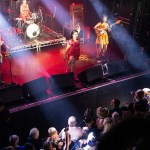 rock-star-throws-guitar-into-crowd-injures-fan