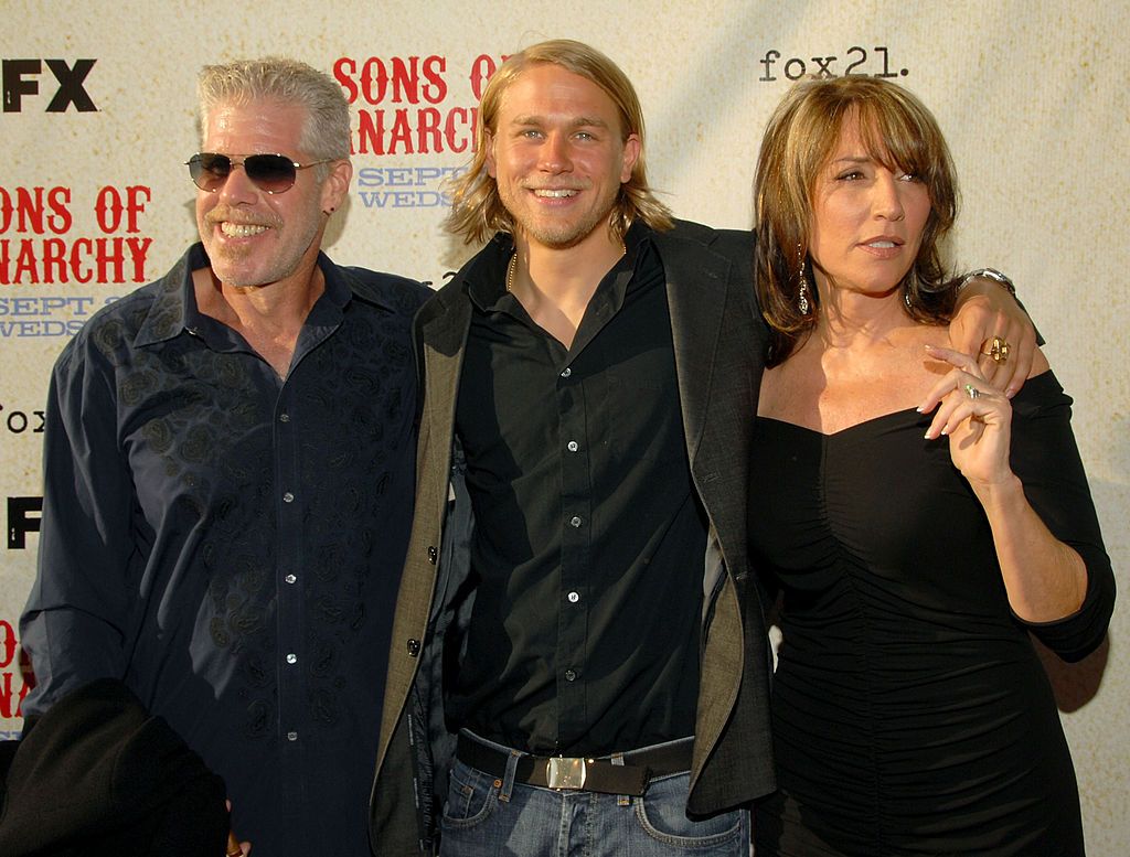 sons-of-anarchy-cast-rides-again-in-new-fx-series