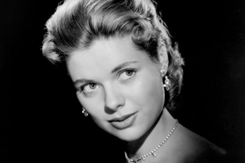 an-actress-in-andy-griffith-and-munsters-episodes-has-died-nina-shipman-was-88