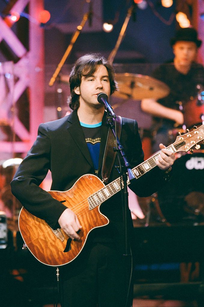 beloved-90s-singer-hospitalized-in-critical-condition